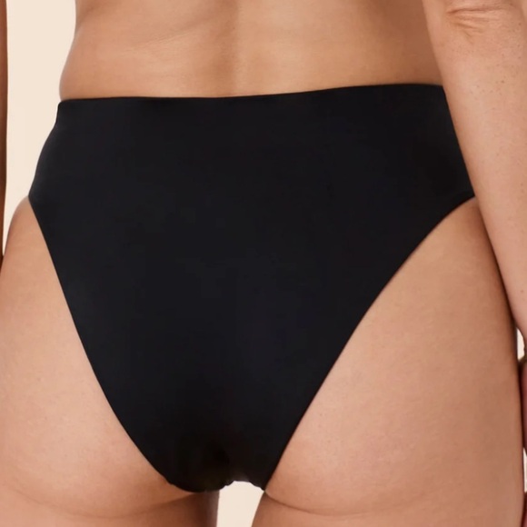 Andie Bikini Set Bonita Top 90s High Waisted Bottom Leopard Black M-DD NWT - Picture 13 of 13